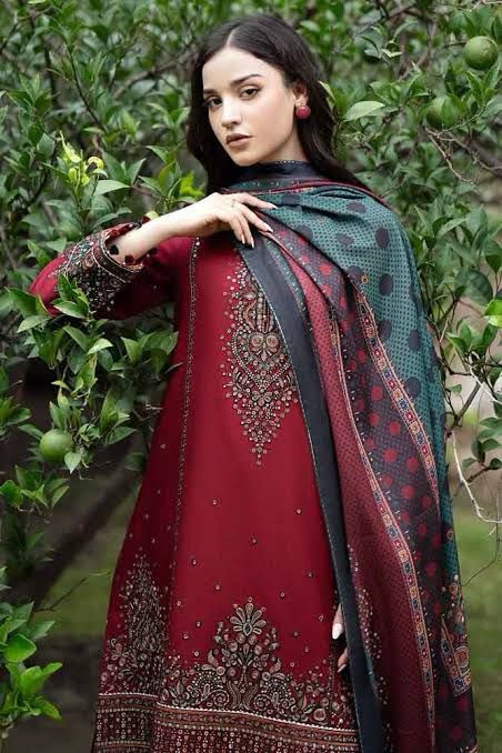 Zara Shahjahan – Embroidered Lawn 3PC – Summer Collection 2025