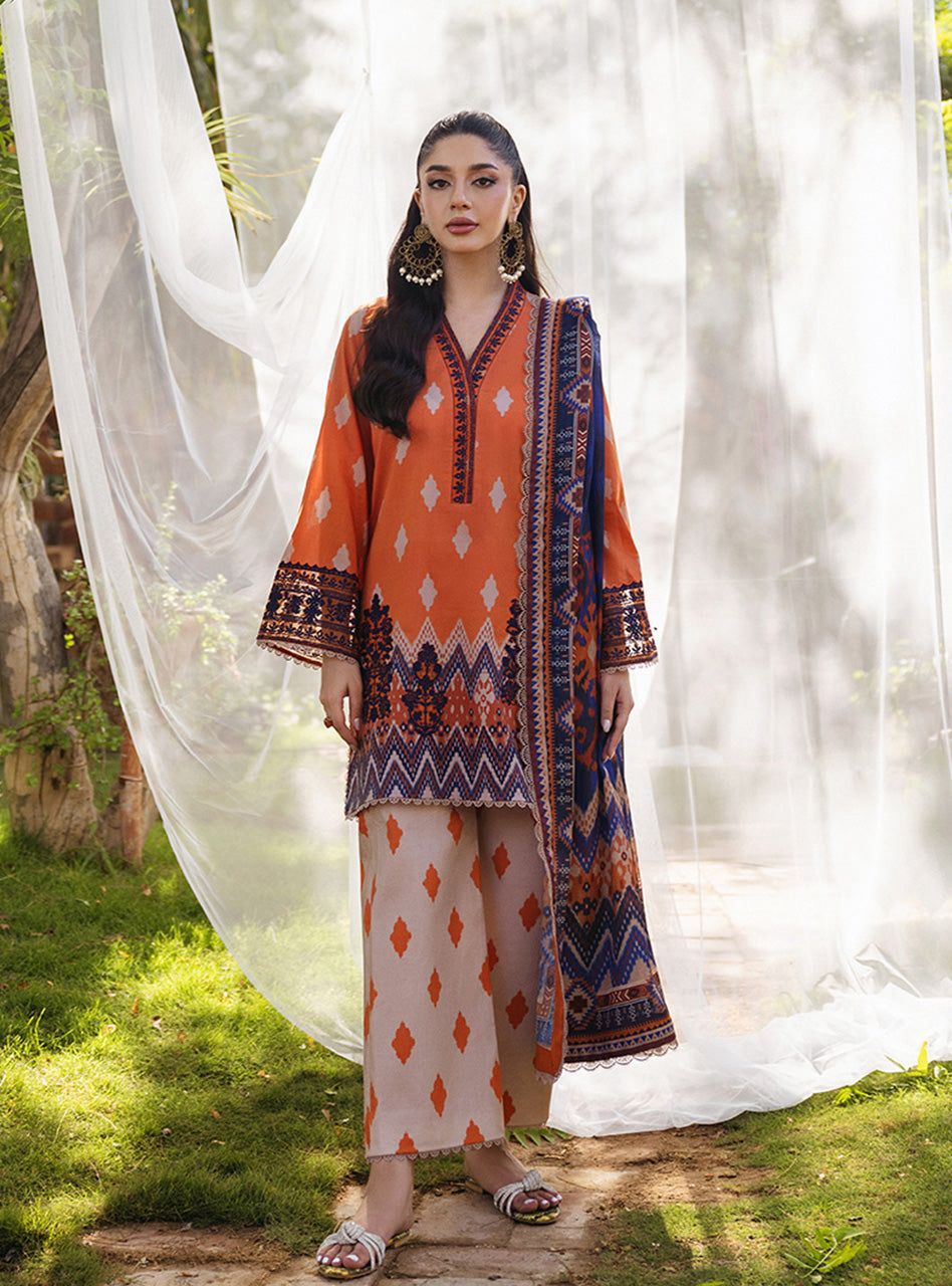 Zainab Chottani