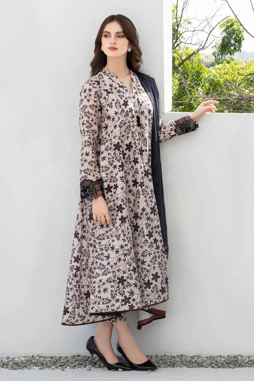 Zainab Chottani