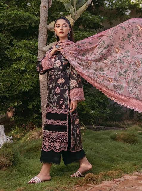 Zainab Chottani