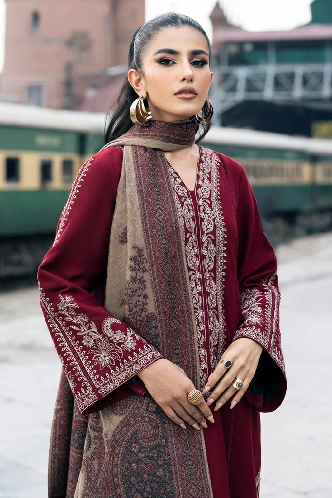 Izel D # 47 -01 | 3PC Luxury Lawn | Swiss Lawn Dupatta