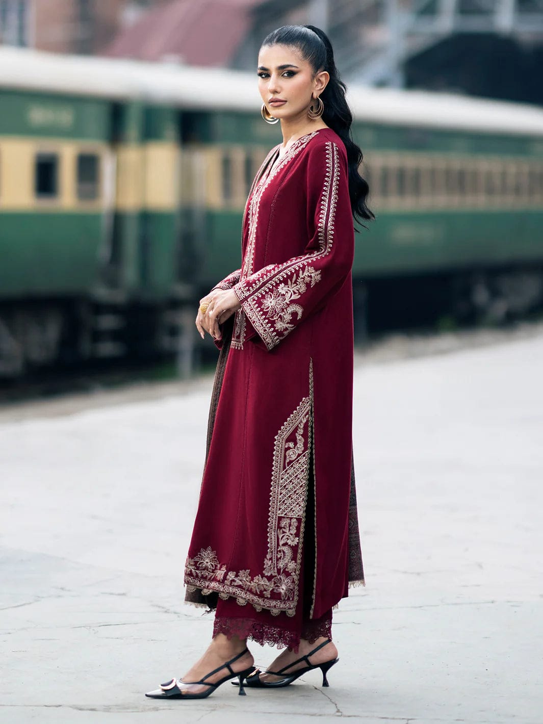 Izel D # 47 -01 | 3PC Luxury Lawn | Swiss Lawn Dupatta
